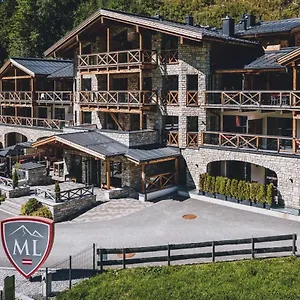 Avenida Mountain Aparthotel